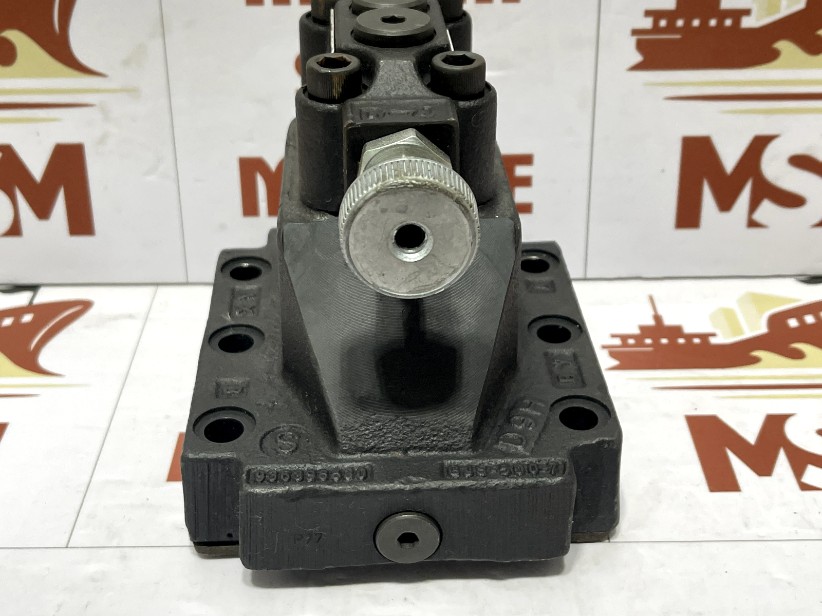 Denison Parker R4R10-595-11-B1 Hydraulic Pressure Reducing Valve - Image 4