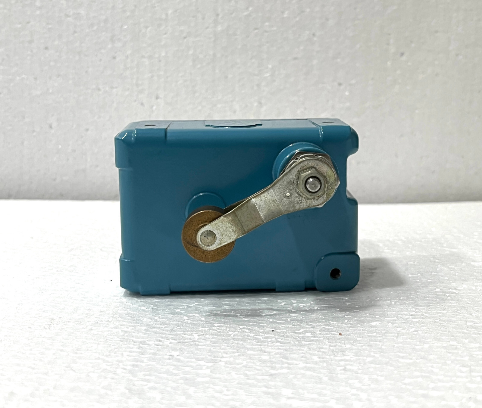 Honeywell Micro Switch Ex-Ar800 Explosion Proof Limit Switch - Image 5