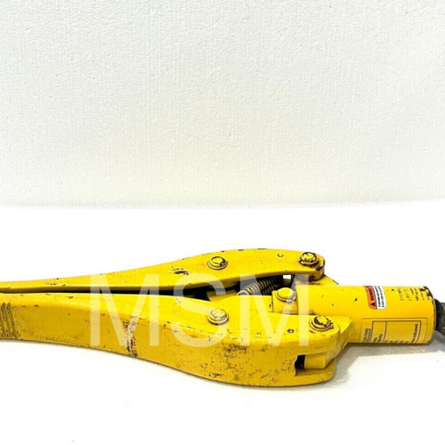 Enerpac WR15 Hydraulic Wedge and Spread Cylinder 3/4 Ton Capacity