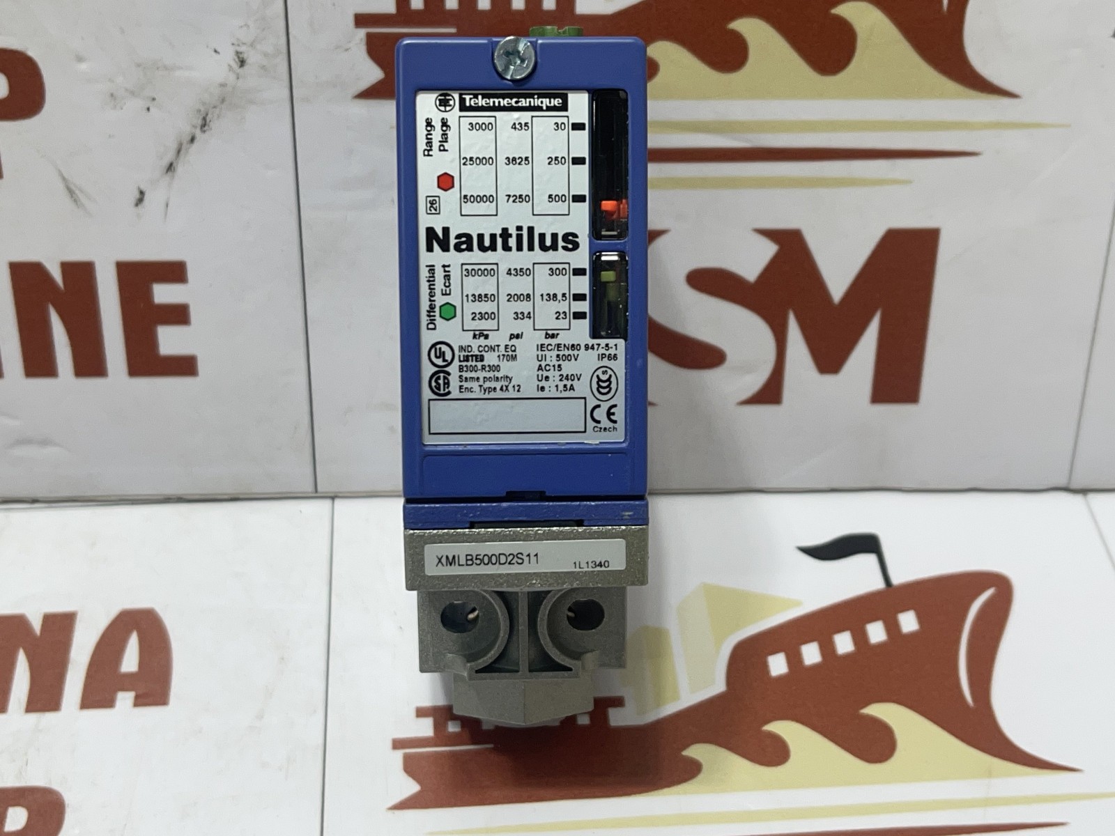 TELEMECANIQUE XMLB500D2S11 PRESSURE SWITCH 500 BAR