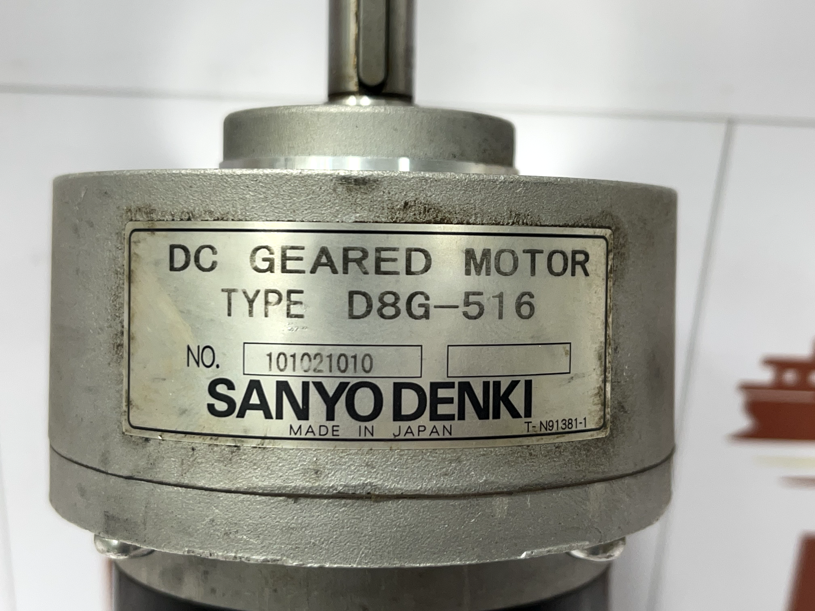 Sanyo denki d8g-516 dc geared motor - Image 2