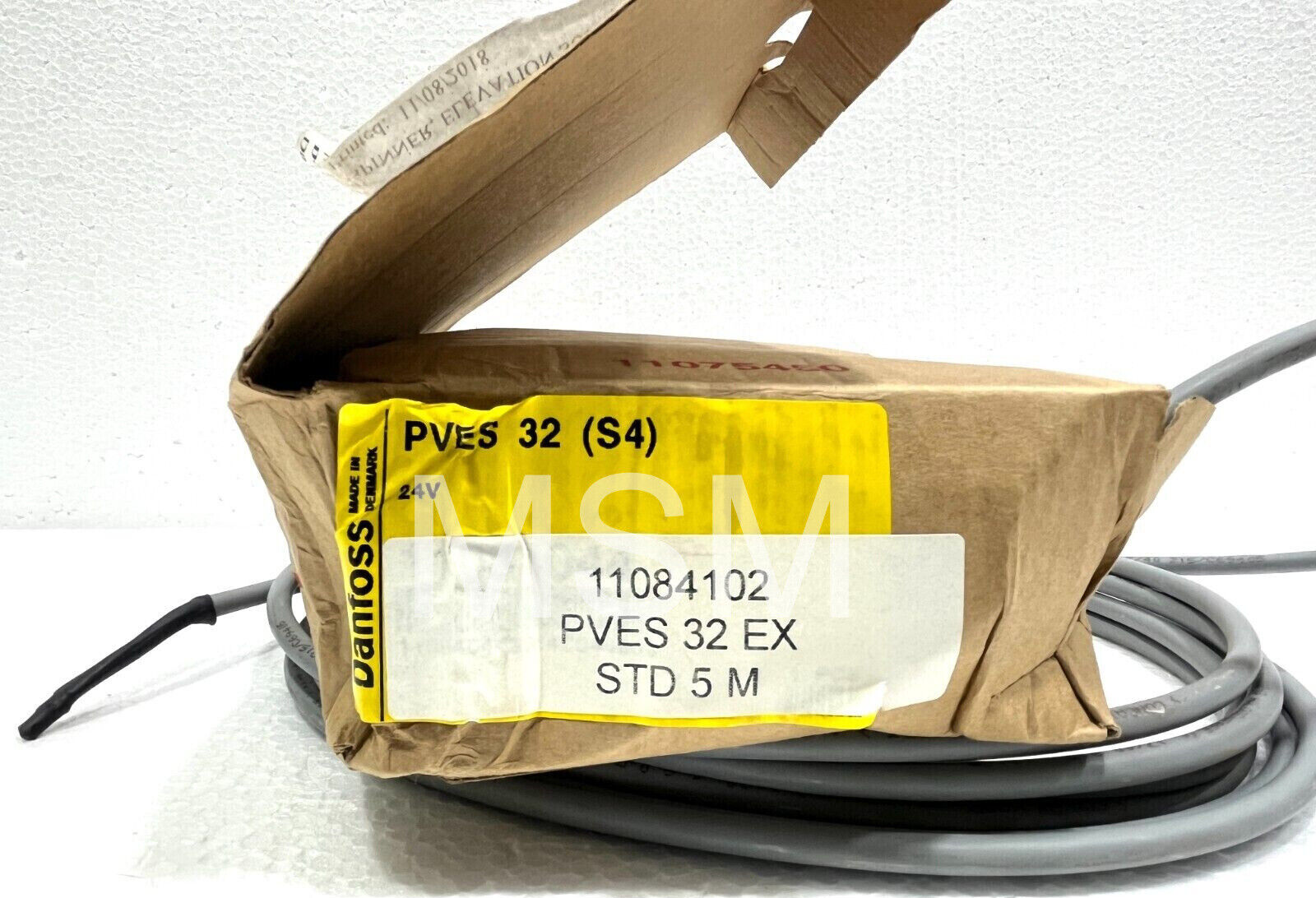 Sauer Danfoss PVES 32 (S4) Electrical Actuation 11084102 With 5M Cable - Image 3