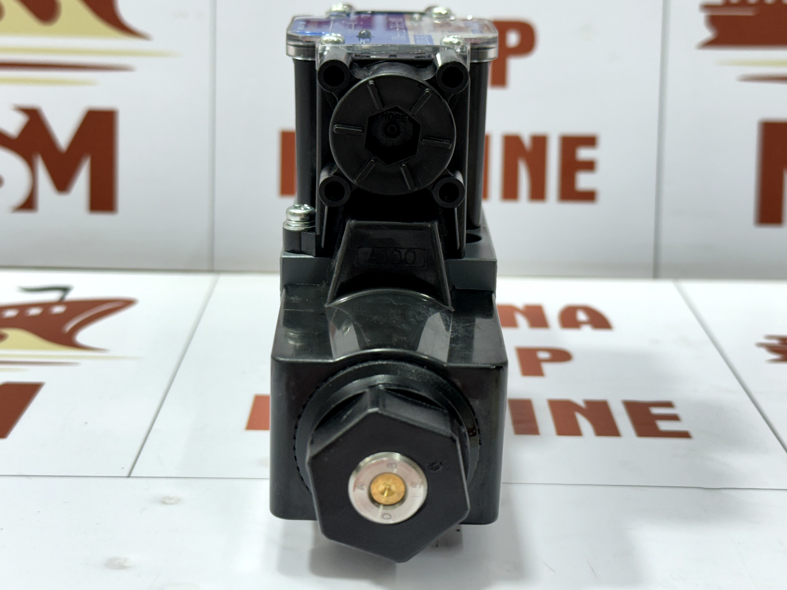 TOKYO KEIKI DIRECTIONAL CONTROL VALVE DG4V-3-8C-P7-T-100 - Image 3