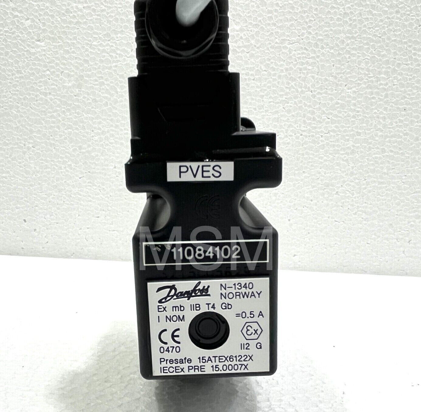 Sauer Danfoss PVES 32 (S4) Electrical Actuation 11084102 With 5M Cable - Image 4