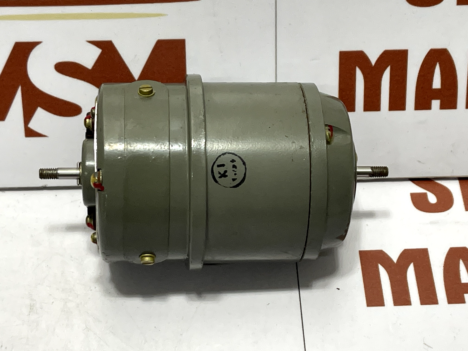 MIKROMA S0-2BT SYNCHRO MOTOR 110V 0.13A 50Hz 1KL - Image 4