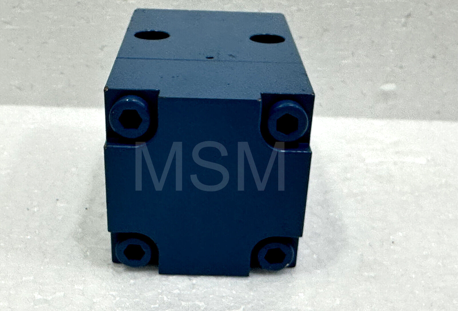 AVENTICS MNR : 3710304000 3/2 WAY DIRECTIONAL VALVE - Image 4