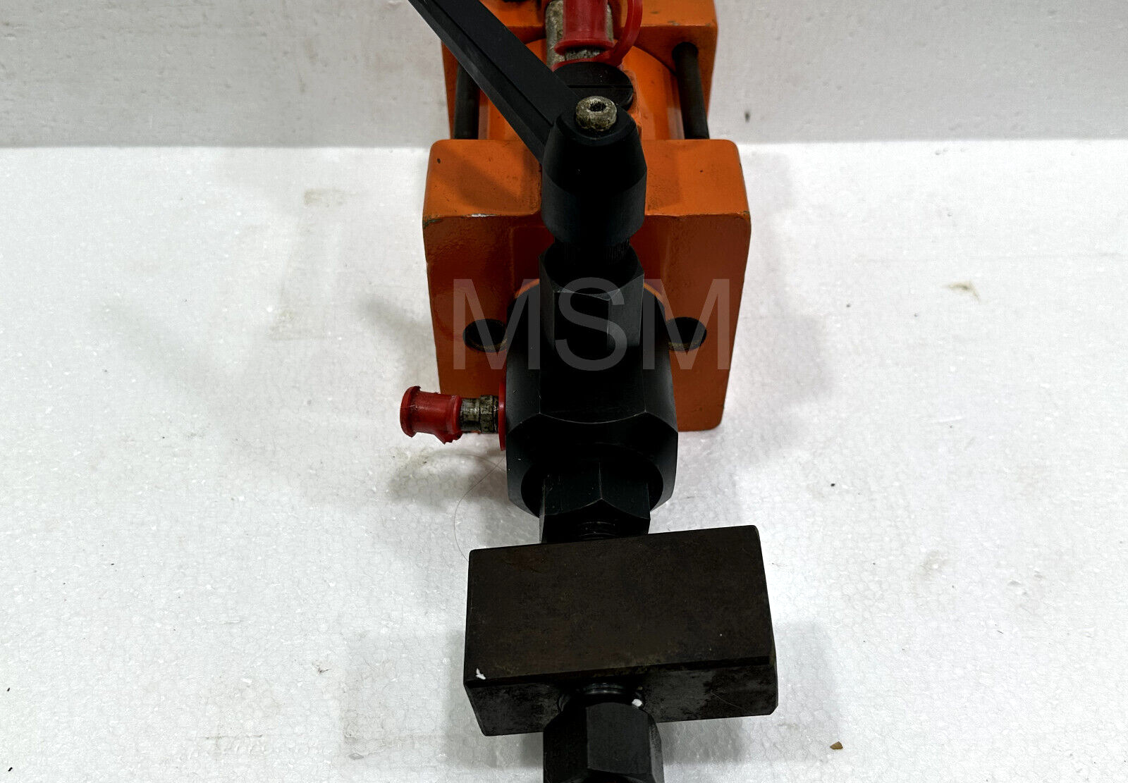 SKF THAP-150 AIR DRIVEN HYDRAULIC PUMP / OIL INJECTOR 21750 psi / 1500 Bar - Image 4