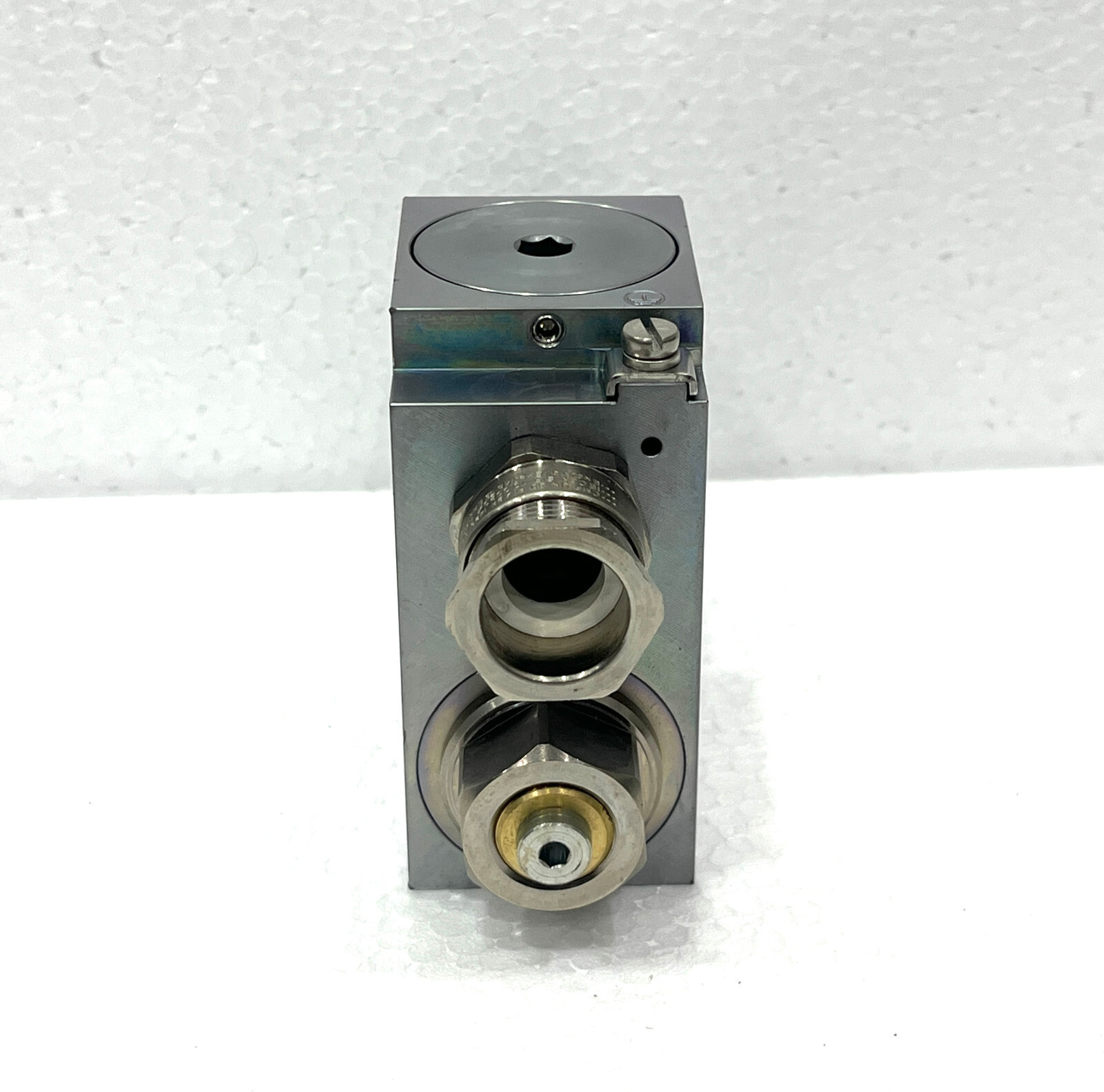 WANDFLUH GEXd32061a - G1/4"/ L 15 - Z177 Solenoid Operated Poppet Valve - Image 4