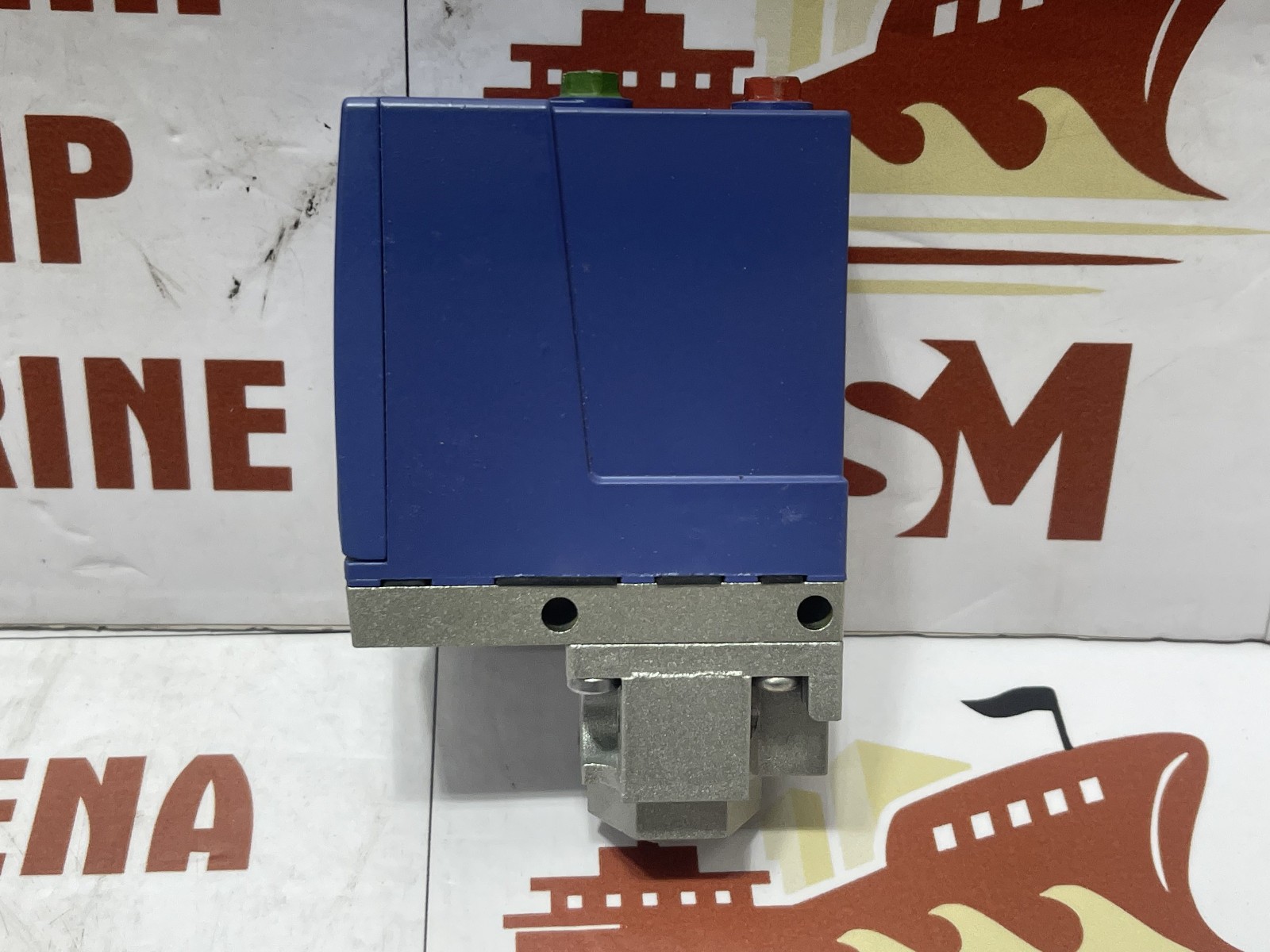 TELEMECANIQUE XMLB500D2S11 PRESSURE SWITCH 500 BAR - Image 4