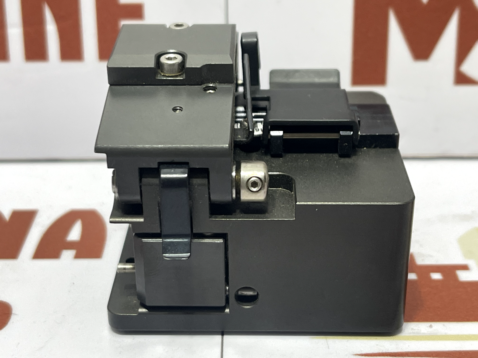 Ilsintech CI-03 fiber cleaver - Image 4