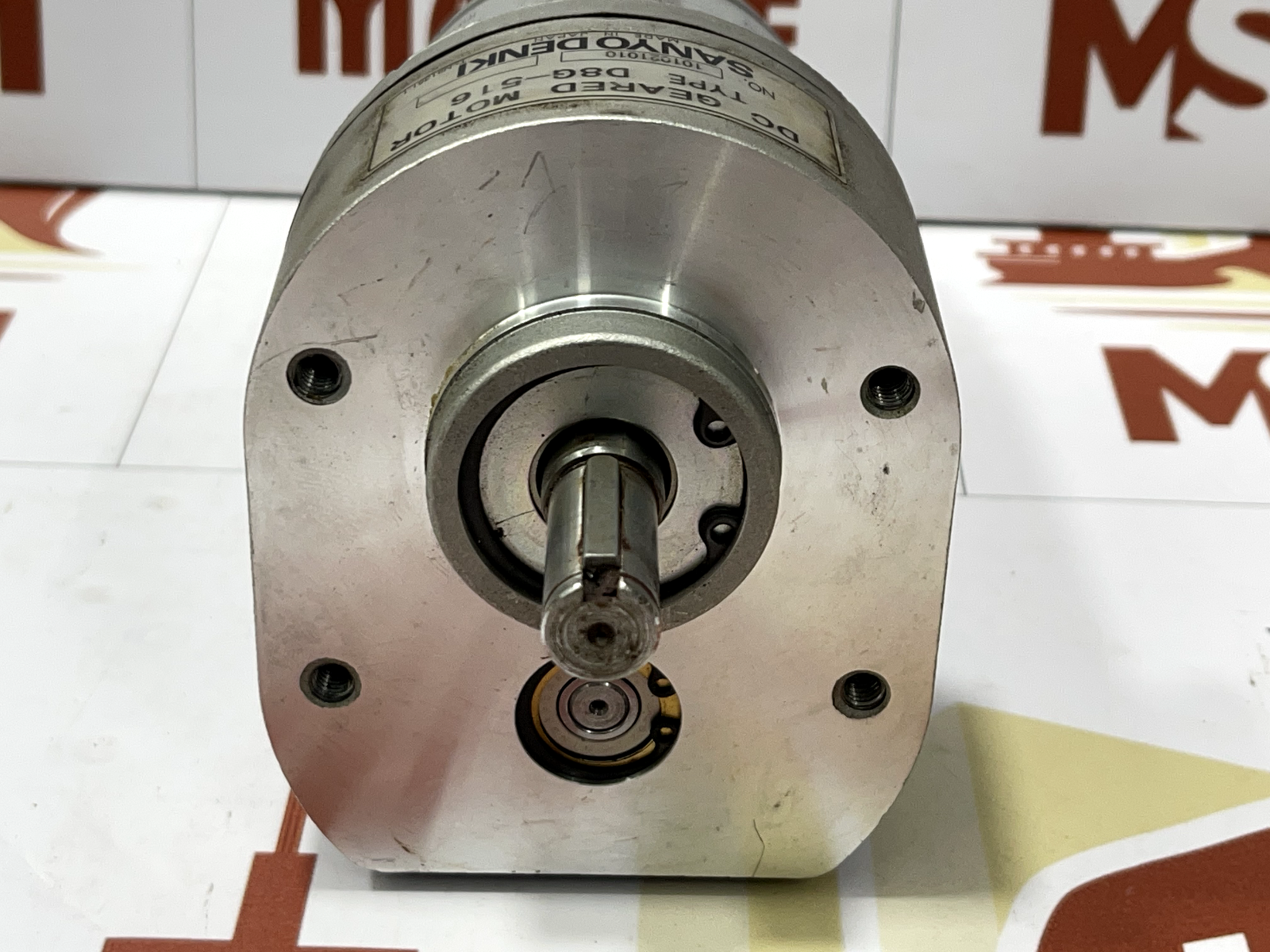 Sanyo denki d8g-516 dc geared motor - Image 5