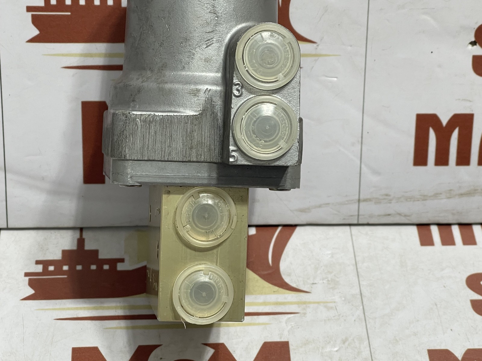 REXROTH 3710290020 PNEUMATIC DIRECTIONAL VALVE - Image 5