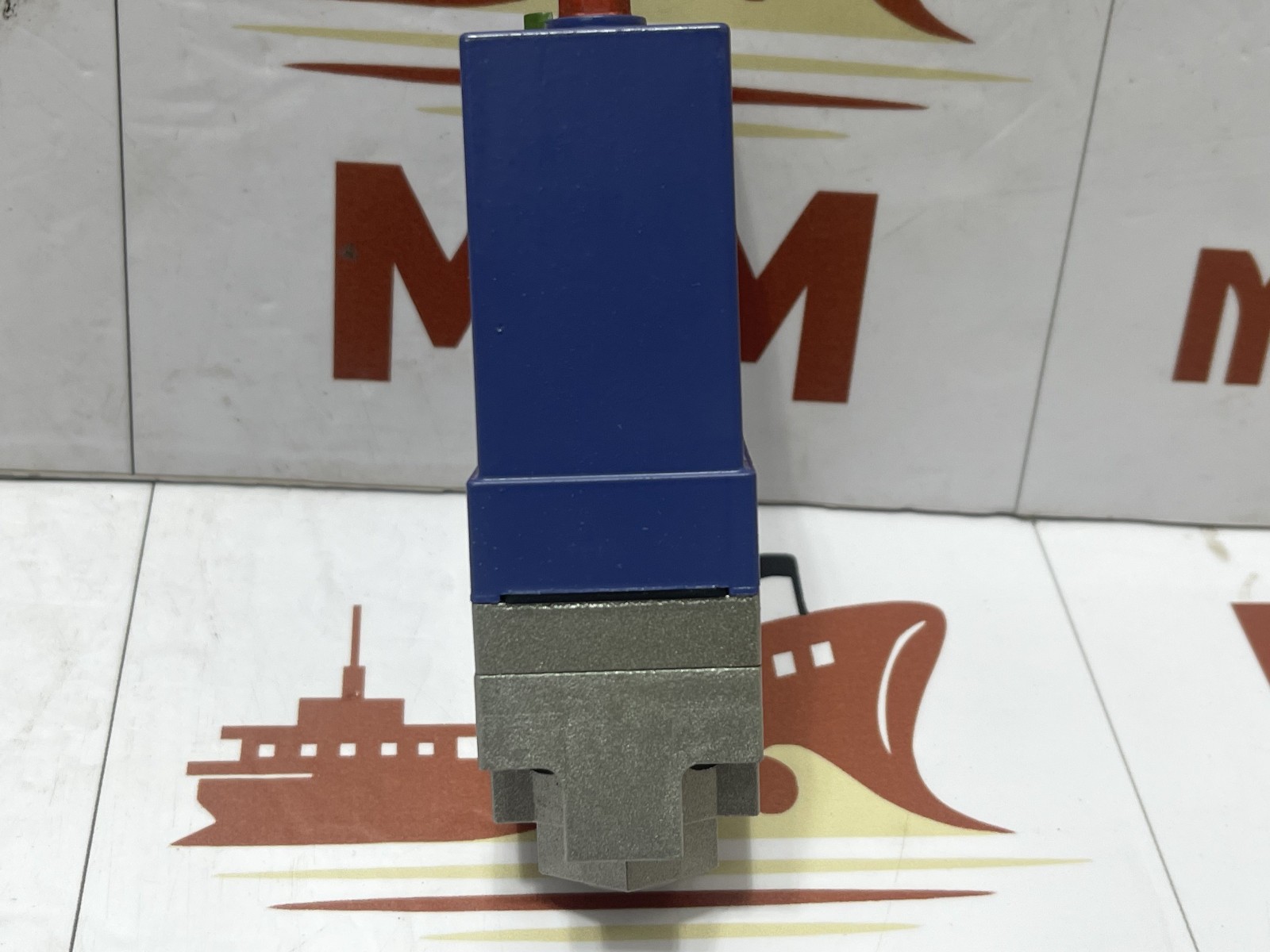 TELEMECANIQUE XMLB500D2S11 PRESSURE SWITCH 500 BAR - Image 6