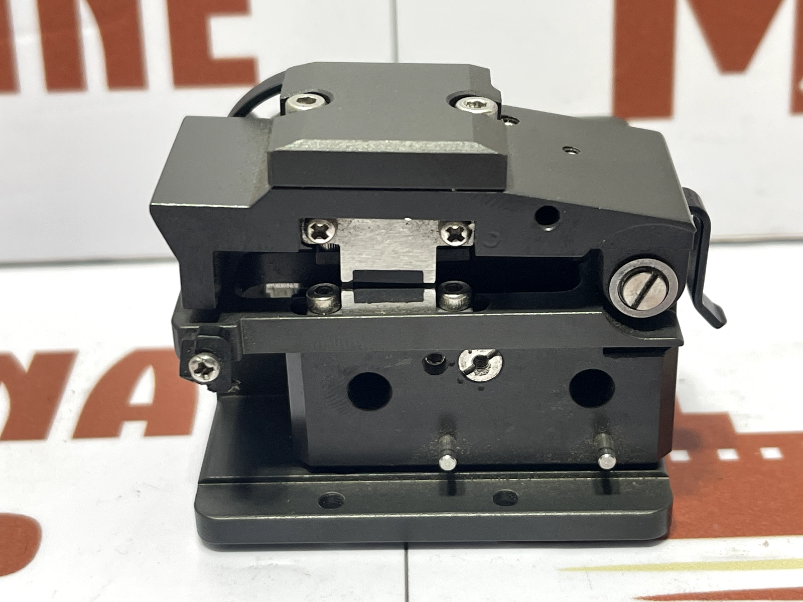 Ilsintech CI-03 fiber cleaver - Image 5