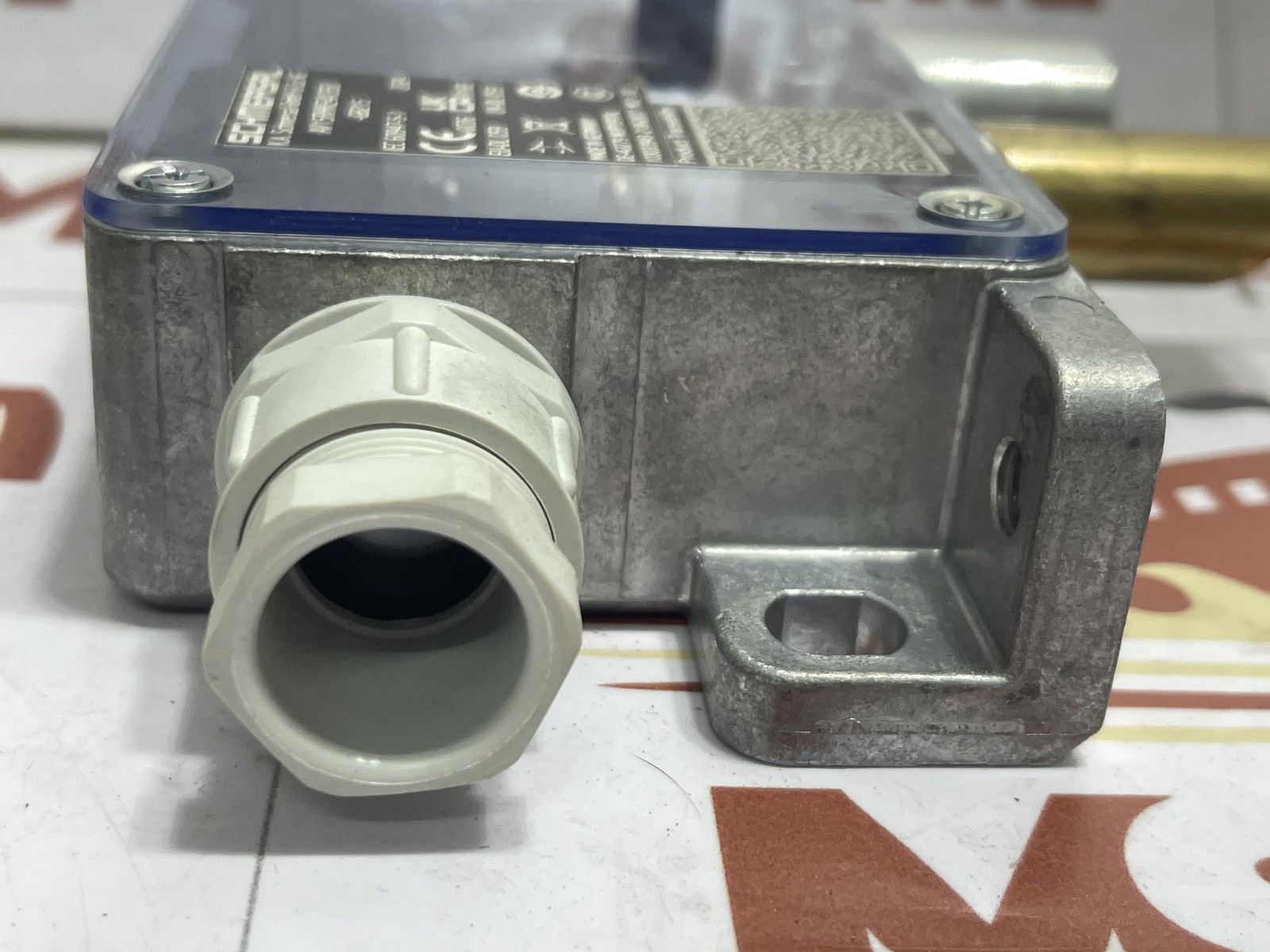 SCHMERSAL AV15RHKE4X35U Door Locking System - Image 7