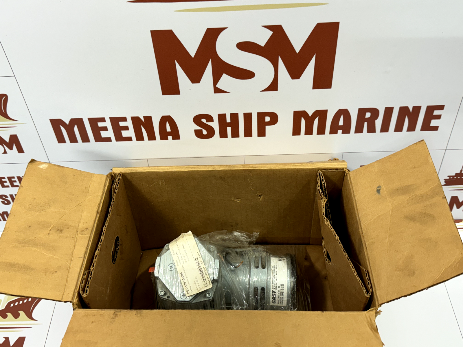 GAST MOA-P101-CD Air Compressor / Vacuum Pump - Image 7