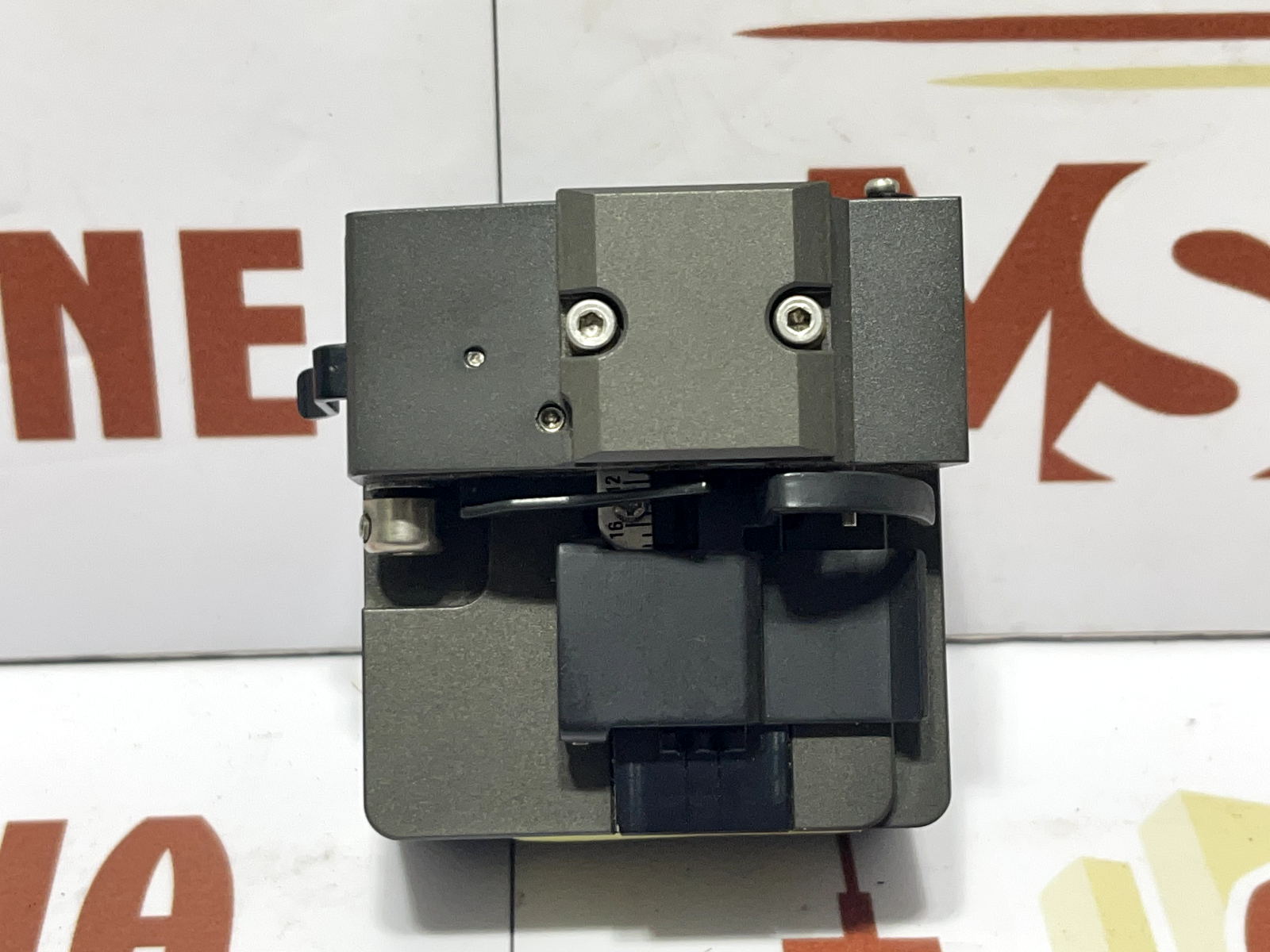 Ilsintech CI-03 fiber cleaver - Image 7