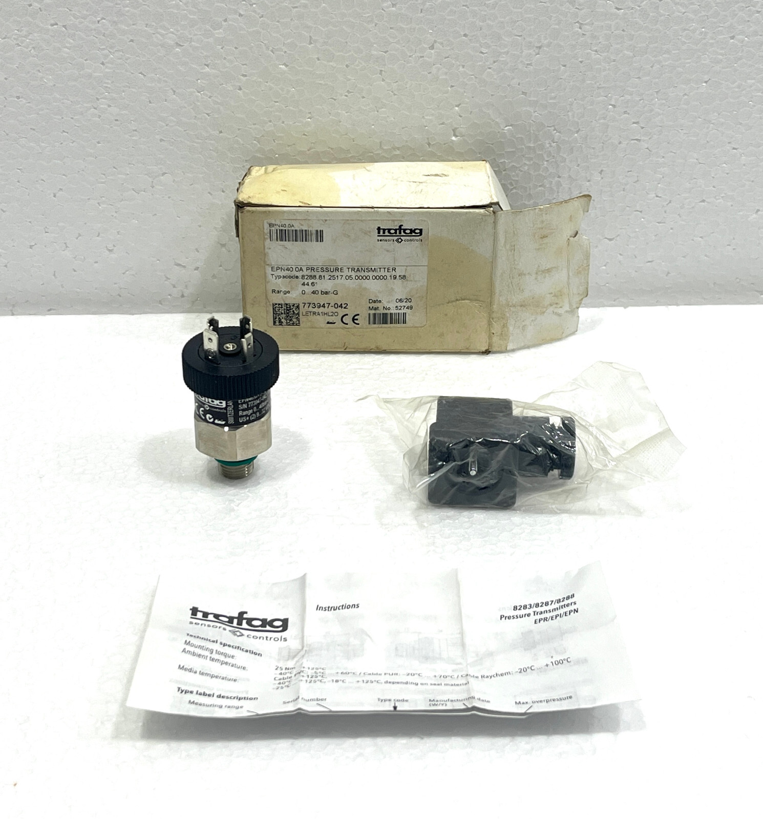 Trafag 8288.81.2517 Pressure Transmitter 0...40 Bar-G - Output 4-20 mA