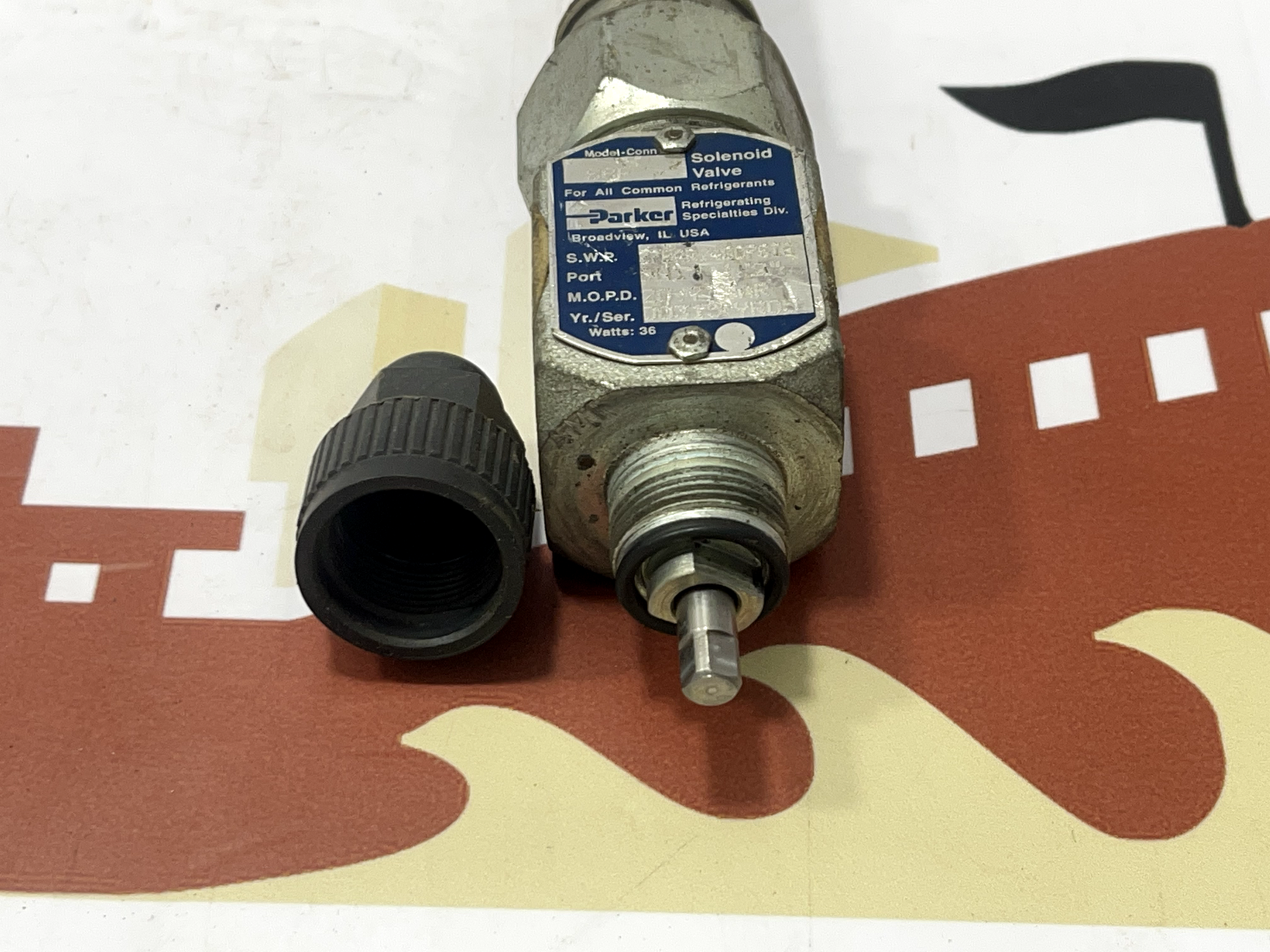 PARKER S8F solenoid valve ½" port DN13 -20.7 BAR - Image 3