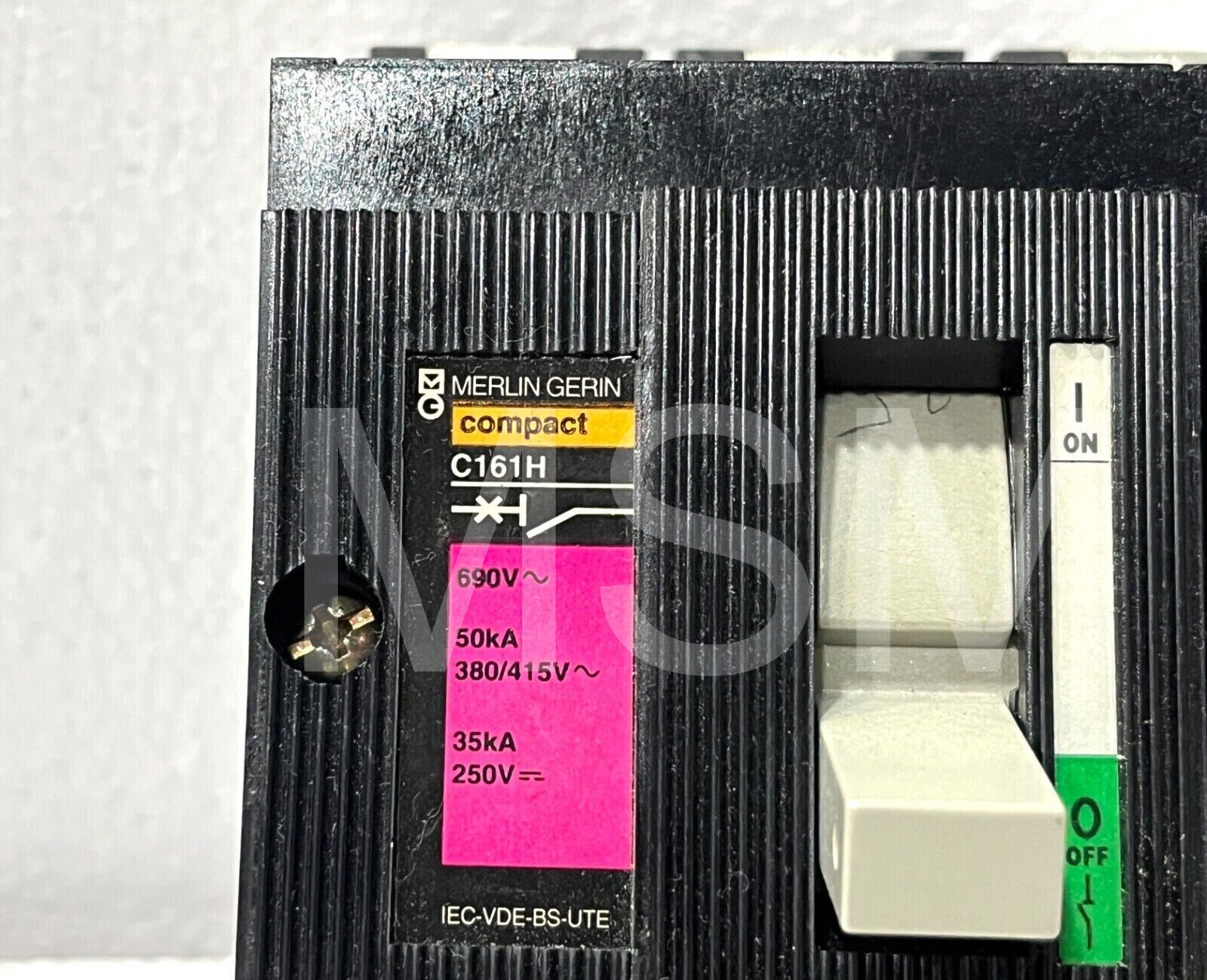 Merlin Gerin Compacto C161H-L Disyuntor SA80 - Image 3