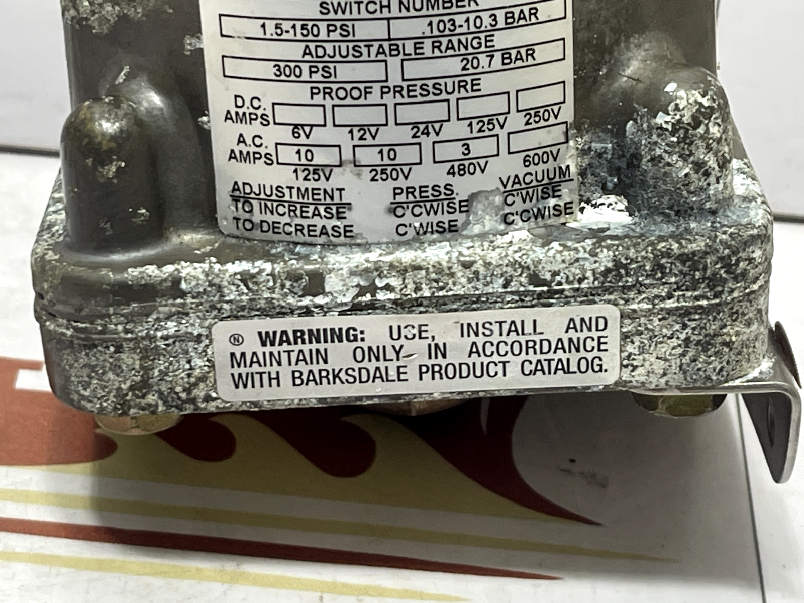 Barksdale D2H-A150SS Pressure Or Vacuum Actuated Switch - Image 4