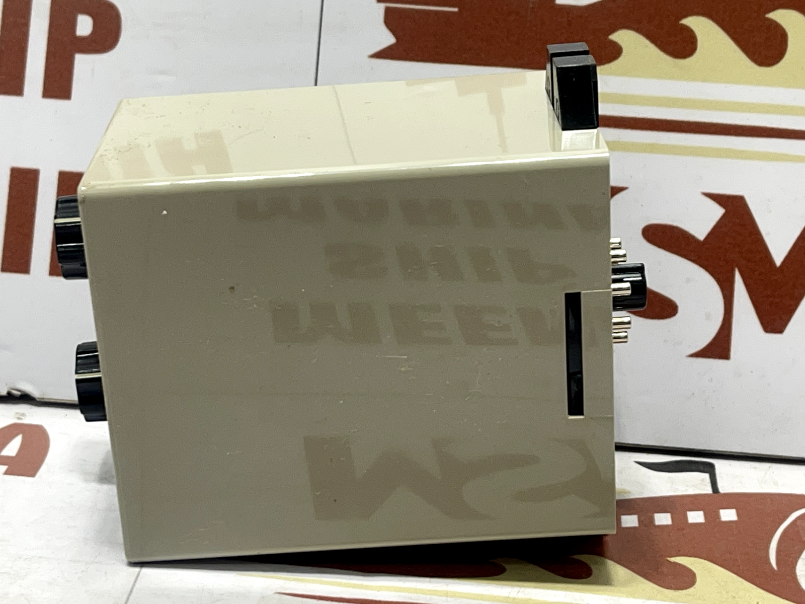 OMRON SDV-FH7 VOLTAGE SENSOR 200/220VAC - Image 6