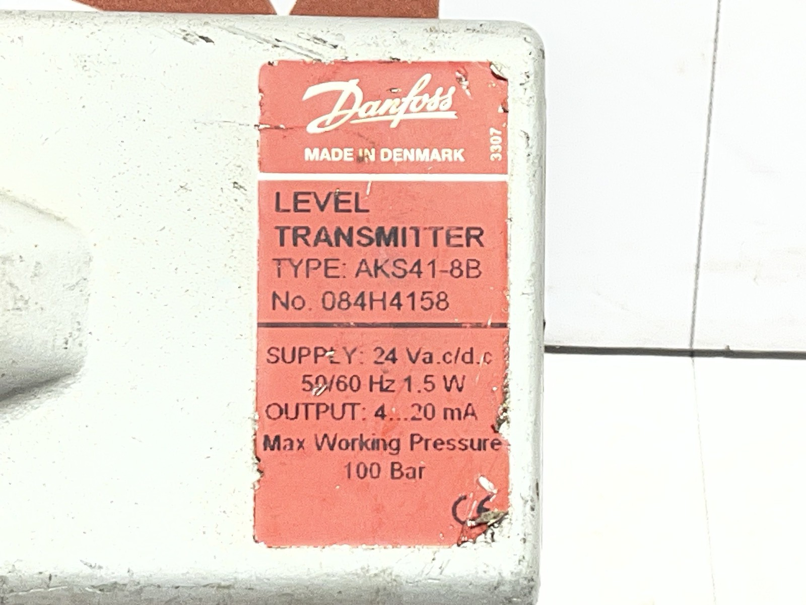 DANFOSS AKS41-8B Level Transmitter 50/60 HZ 1.5 W - Image 3