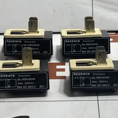 Rexroth 8940410602 Proximity Switch 3A 60W 60VA 250VUC 1 lot ( Lot of 4 Piece )
