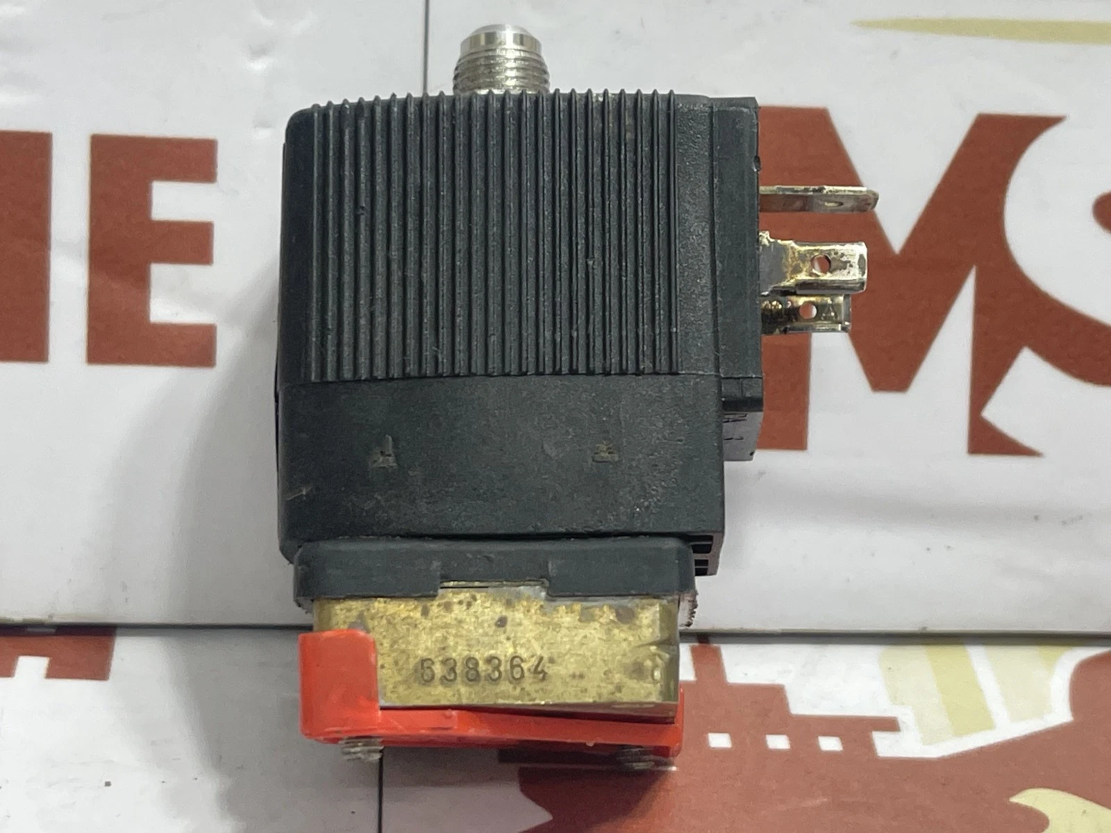 BURKERT 00158489 SOLENOID VALVE 6014 T 2.0 FKM MS 24VDCBURKERT 00158489 SOLENOID VALVE 6014 T 2.0 FKM MS 24VDC - Image 3