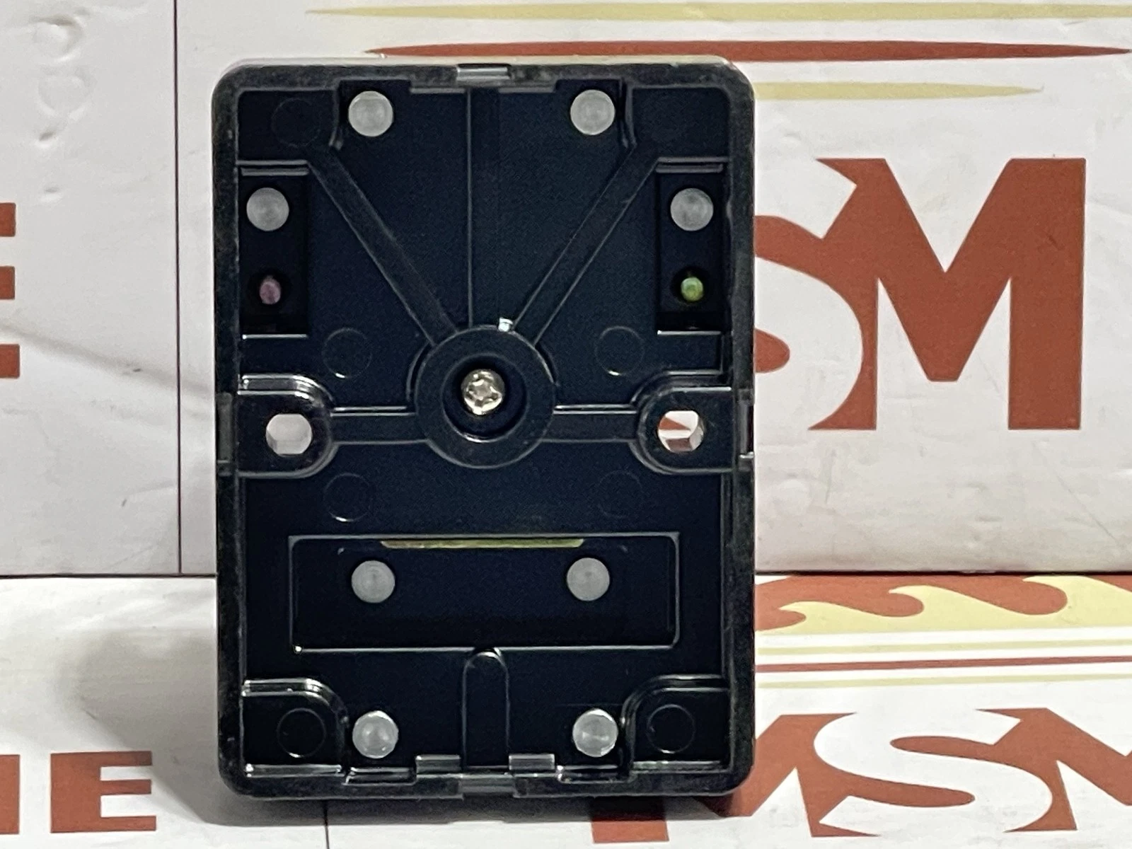 Omron MG2 Coil Relay 220VA - Image 8