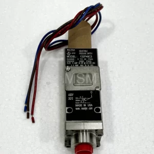 ITT Industrise Adjustable Pressure Switch  132P48C3  2000 PSIG